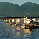 floatplanes-vancouver-harbour-flight-centre-vancouver-british-columbia-700x555