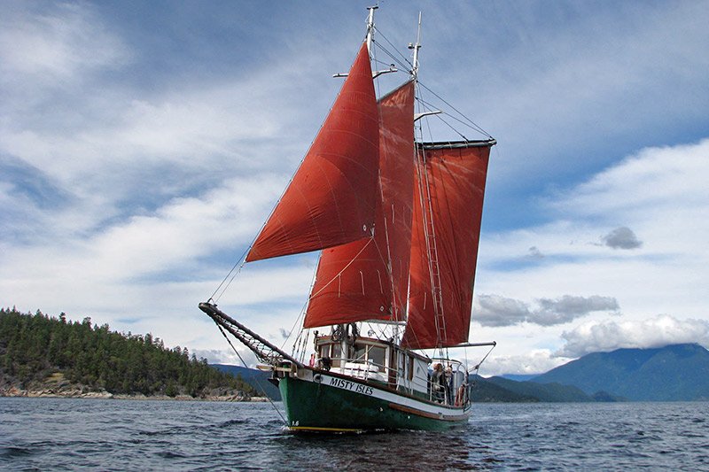 Schooner Misty Isles: Misty Isles Adventures around Cortes Island and Desolation Sound, British Columbia