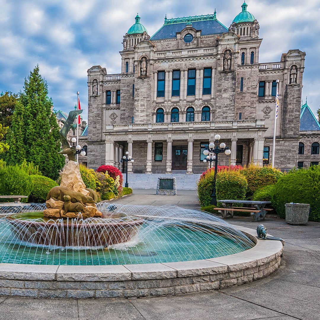 victoria legislature rear fountain victoria vancouver island british columbia 71952887 - British Columbia