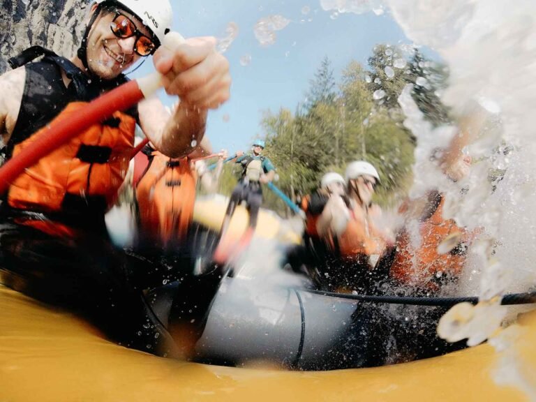 glacier rafting bc 2 768x576