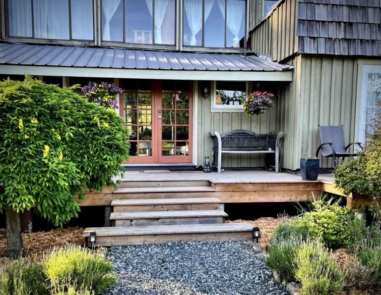 IMG 4983 cropped 768x596